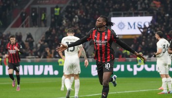 AC Miláno napokon v závere zachránilo tri body. Strata na Inter je však naďalej značná