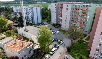 Mimoriadna poľovačka v meste. Ľudí žiadajú, aby nevychádzali von