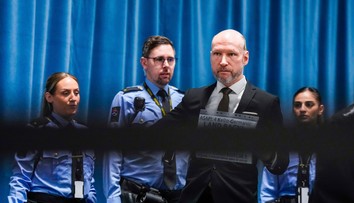 Na svedomí má 77 obetí. Masový vrah Breivik opäť žiada o predčasné prepustenie
