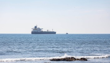 Ruský tanker s ropou napriek blokáde dorazil na Kubu. Trump hovorí o výnimke