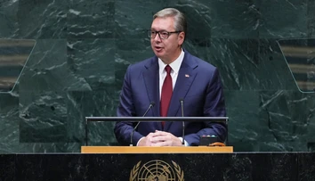 Aleksandar Vučič odstúpil z funkcie srbského prezidenta. Chce sa stať premiérom