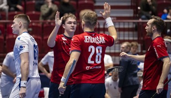 Federálne derby skončilo debaklom. Slováci na MS vo florbale do semifinále nepostúpili