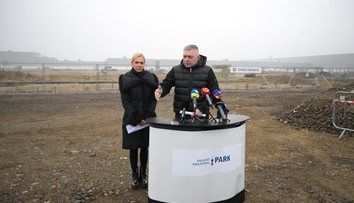 Premiér podáva trestné oznámenie v súvislosti s výstavbou závodu Volvo