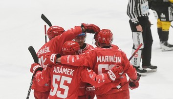 VIDEO: Slovenská družina v Třinci si opäť zahrá o český titul. Pozrite si, ako plánujú naši hokejisti oslavovať