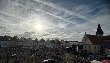 Bardejov plný stánkov a výstav. Začal sa jeden z najväčších a najstarších jarmokov na Slovensku