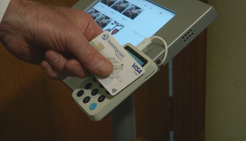 Revolučná novinka v kostoloch: Platba darov bezkontaktne