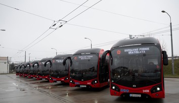 Po Bratislave budú jazdiť nové autobusy. Za jeden dajú 430-tisíc eur