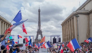 Francúzski učitelia nenastúpili do práce, pre chaotickú covidovú politiku vyhlásili štrajk