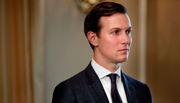 Trumpovmu zaťovi obmedzili prístup k prísne tajným dokumentom