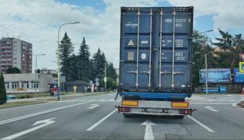 Tisícky kamiónov opustili Svidník. Miestni sa tešia zo sprejazdnenia obchvatu
