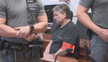 Pokus o úkladnú vraždu podnikateľa. Strieľalo sa po mužovi známom z nehody, pri ktorej zomreli dvaja hasiči
