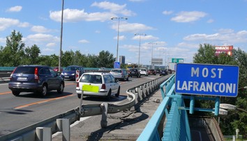 Bratislava sa ráno zasekla: Nehody spôsobujú chaos na viacerých miestach naraz