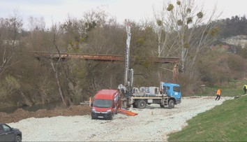 Po úniku nebezpečných látok z Bukózy vyhlásili mimoriadnu situáciu. Musia zistiť, či sa nedostali do spodných vôd