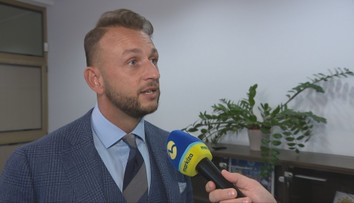Čurillovci sa odvolajú voči rozhodnutiu Šutaja Eštoka o postavení mimo služby. Spor môže skončiť na súde