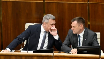 Danko pritvrdzuje v spore s Tarabom. Hovorí o pochybných tendroch a tvrdí, že sa správa ako agent