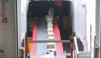 Vianoce sa rýchlo blížia. Doručovateľské spoločnosti sa pripravujú na pekelné obdobie