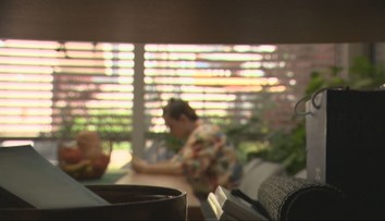 Štvrtina Slovákov sa cíti osamelo a až pätina uvádza, že sú sociálne izolovaní