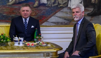 Český prezident kritizoval Ficove slová. Premiér mu odkázal, že uprednostňuje mier