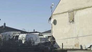 Žena pri Trnave mala bodnúť na Vianoce svojho druha (†61) do krku. V dome našli aj psíka, ten bojuje o život