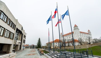 Danko kvôli Lajčákovi stále odmieta vstúpiť na úrad vlády. Koaličná rada opäť zasadla v parlamente