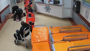 Vyhrážky nožom a útoky na zdravotníkov. Urgent v Nových Zámkoch zažil hororovú službu