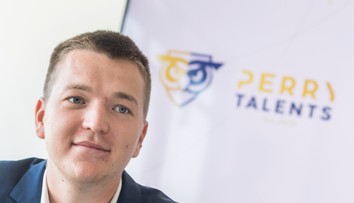 Odchod pre Kmecove dotácie. Poradca prezidenta je rozhodnutý opustiť funkciu