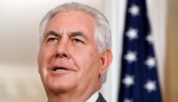 Tillerson zostane vo funkcii do konca marca, ale bez právomocí