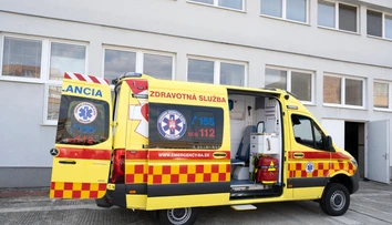 Hemoroidy, bolesť po guláši či po víne. Nemocnica prezradila, s čím záchranky vozia ľudí na urgent