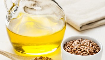 Zázračný každodenný rituál: Lyžička tohto oleja je skvelá pre vaše srdce aj cholesterol