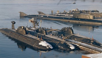 Rusko zhromažďuje za polárnym kruhom jadrovú flotilu. Z Arktídy sa stáva tretie bojisko