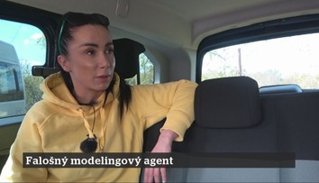 Falošní modelingoví agenti a tréneri hľadajú dievčatá, aby od nich vylákali fotografie. Ak ich pošlú, začne sa peklo