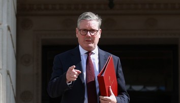 Nový britský premiér prisľúbil vylepšiť pobrexitovú dohodu s EÚ