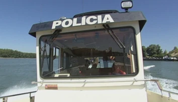 Zlyhali opatrenia počas MS? Policajné člny boli údajne na výlete, v Dunaji sa zatiaľ utopil človek