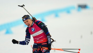 Hviezdna francúzska biatlonistka sa postaví pred súd. Obvinenia odmieta a tvrdí, že je obeťou