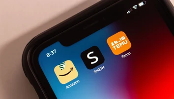 Myslel si, že kupuje strieborný prsteň. Test ukázal, že bol z 92 percent z toxického kovu