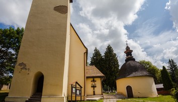 Mrazivé hodiny hrôzy v obci na východe Slovenska: Z hrobu sa ozývali hlasy a klopanie, zvuky počuli aj policajti