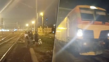 VIDEO: Najprv nefungovala klimatizácia, potom vlak zastal. Cestujúcich čakal ešte jeden šok, museli ísť pešo