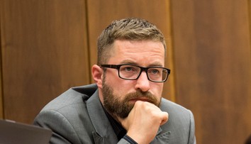 Poliačik sa ospravedlnil za vyjadrenia v pléne. Do duše mu prehovorila učiteľka jeho syna