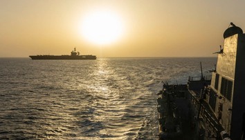 Irán opäť uzavrel Hormuz a útočí na lode. Teherán viní USA z porušenia dohody