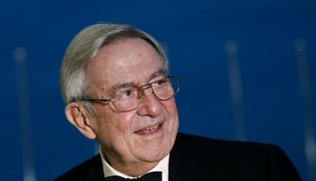 Vo veku 82 rokov zomrel posledný grécky kráľ Konštantín II.