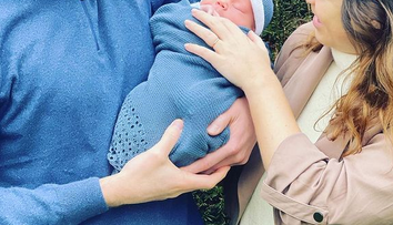 Princezná prvýkrát ukázala syna a prezradila jeho meno! Chlapec je prekrásny