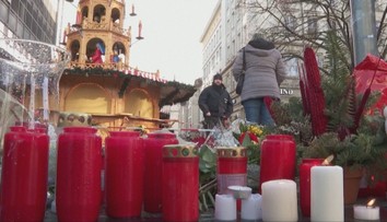 Ľudia oplakávajú obete v Magdeburgu. O útočníkovi sa objavujú nové šokujúce informácie