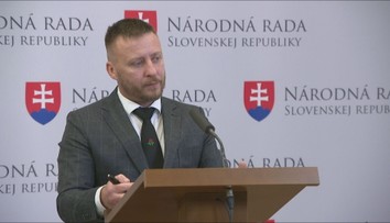 Posudok, na ktorý sa odvolával Kotlár, má vážny problém. Pekovej hrozí zrušenie oprávnenia