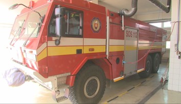 Chceli im pomôcť, oni ich napadli. V rómskej osade mali zaútočiť na hasičov a poškodiť aj cisternu