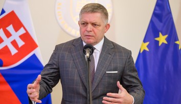 Spor Fica a Žilinku sa vyostruje. Vláda chce hlavu prokurátora, ktorý vyšetroval podozrenia z korupcie politikov Smeru