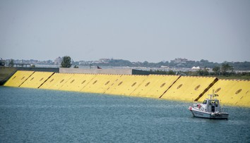 Benátky aktivovali protipovodňový systém, hladina vody stúpa