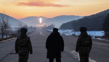 KĽDR potvrdila testovací odpal hypersonických rakiet, dohliadal naň Kim Čong-un