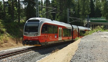 Elektrická náhrada za legendárnu tatranskú zubačku má za sebou premiérovú jazdu