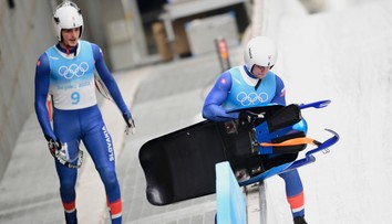 Vaverčák so Zmijom v premiére atakovali top desiatku. Mrzela ich prvá jazda