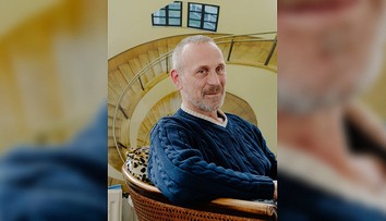 Z extrémneho bohatstva až na hranicu chudoby. Slávny víťaz lotérie teraz pracuje za minimálnu mzdu